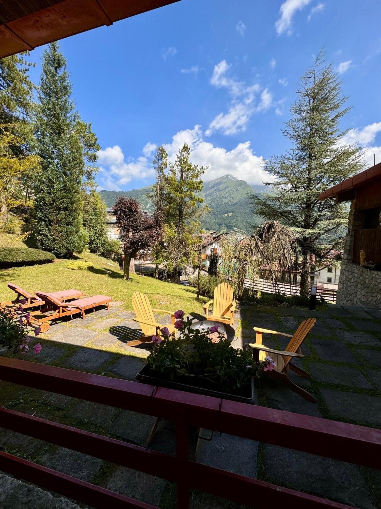 Villa Drago Chalet Oltre il Colle Esterno foto