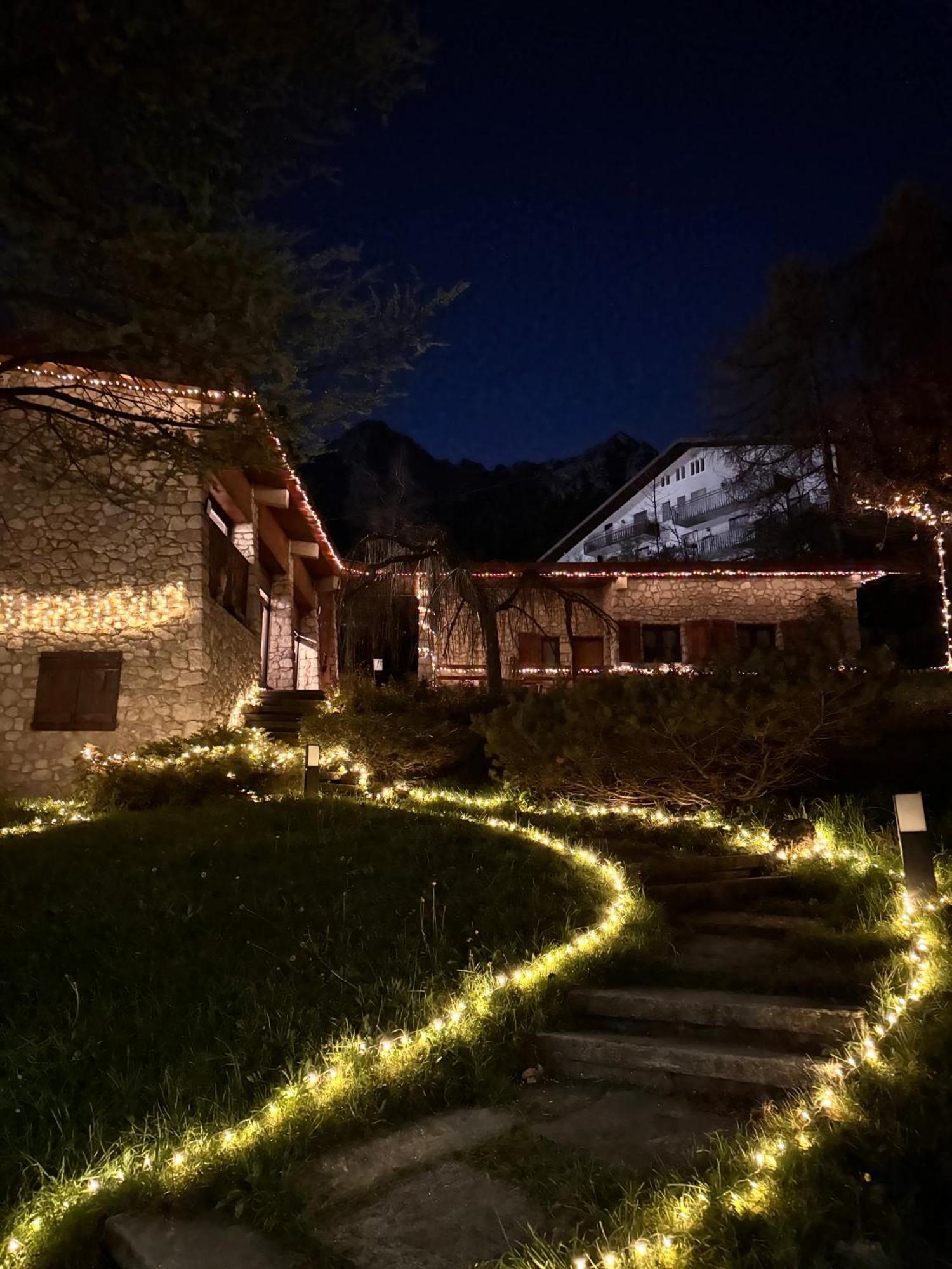 Villa Drago Chalet Oltre il Colle Esterno foto